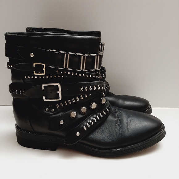 L.A.M.B. Tessa Moto Short Ankle Stud Boots Slip-On Genuine Leather Black Sz 6 M - Picture 2 of 16